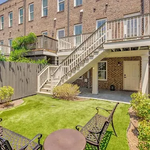 Rose Carriage House Holiday home Savannah